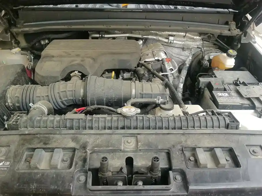 212 T01 2025 2024 2.0T Explorer