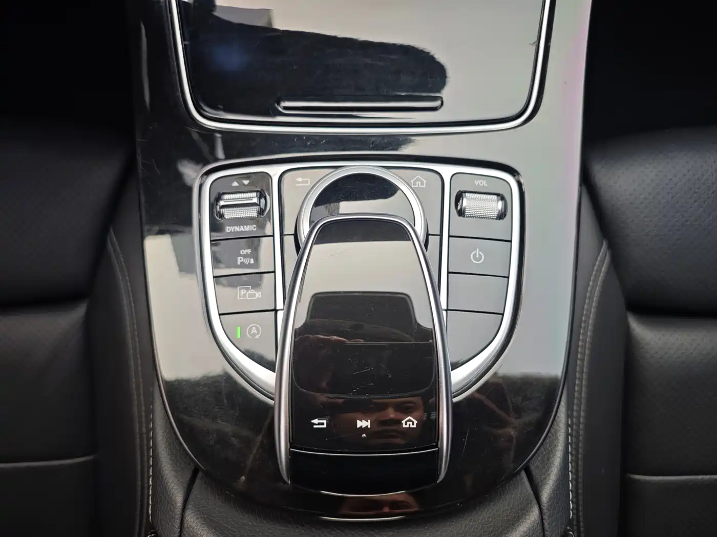 Mercedes-Benz E-Class 2016 E 200 L Sport Type фото 21