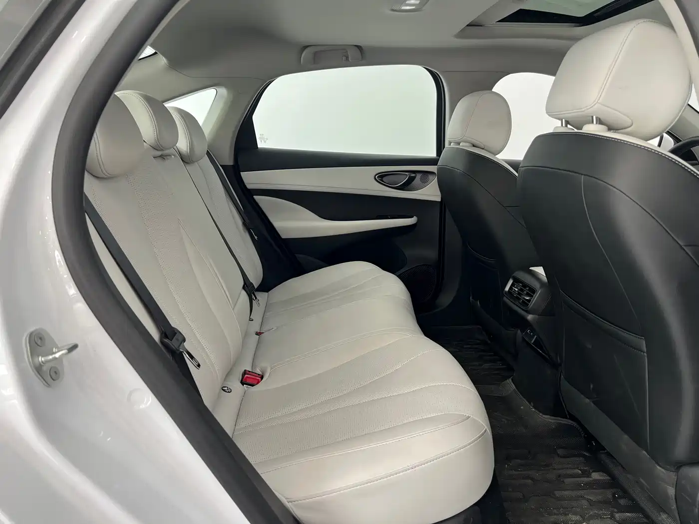 BYD Hai Bao 05 DM-i 2025 DM-i Smart Driving Edition 120KM Flagship фото 11