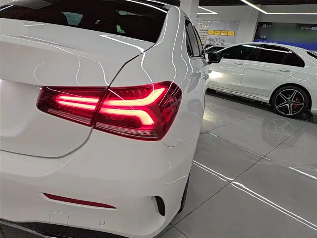 MERCEDES-BENZ CLASS A