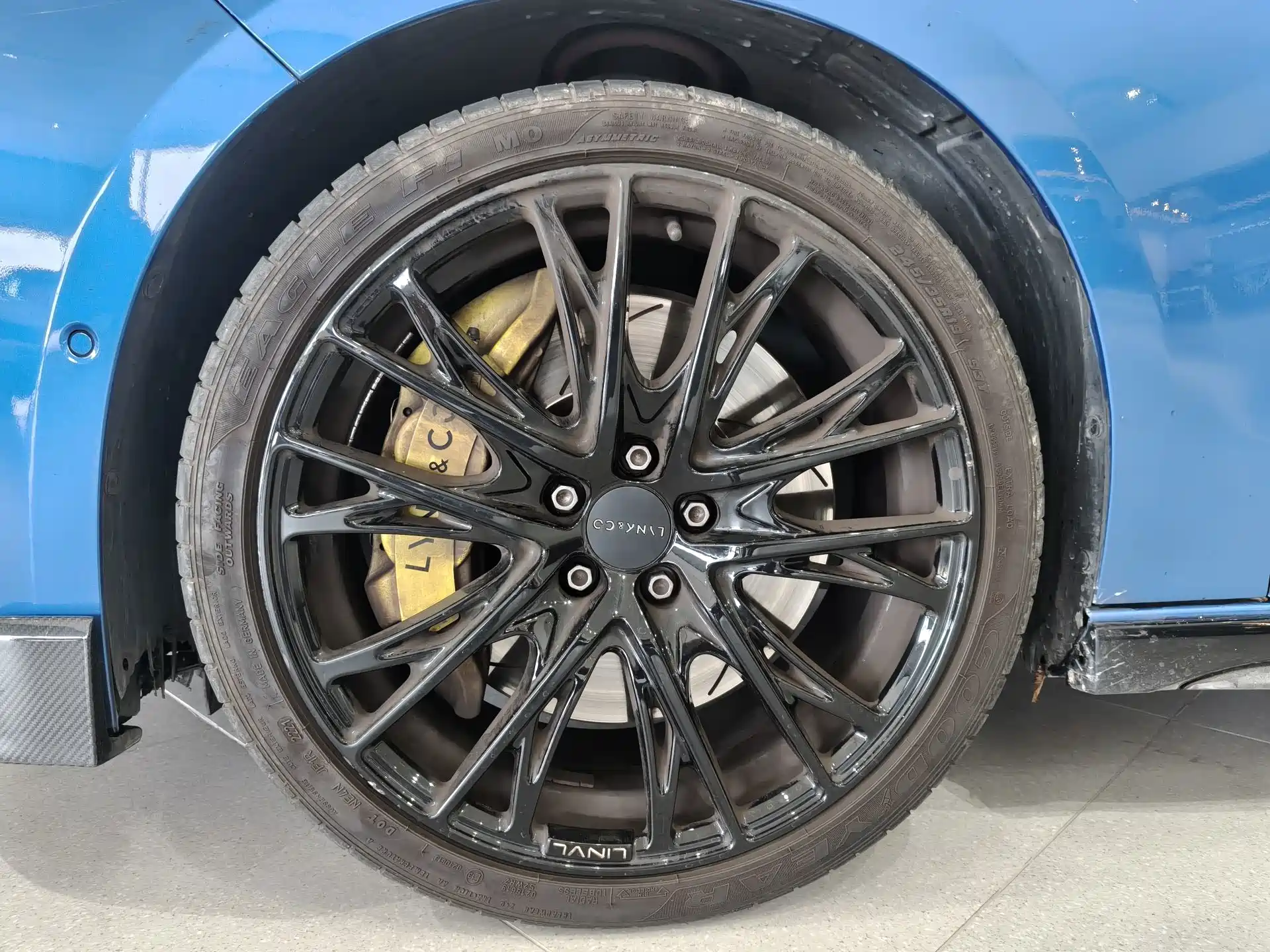 Photo 3 - Lynk & Co 03