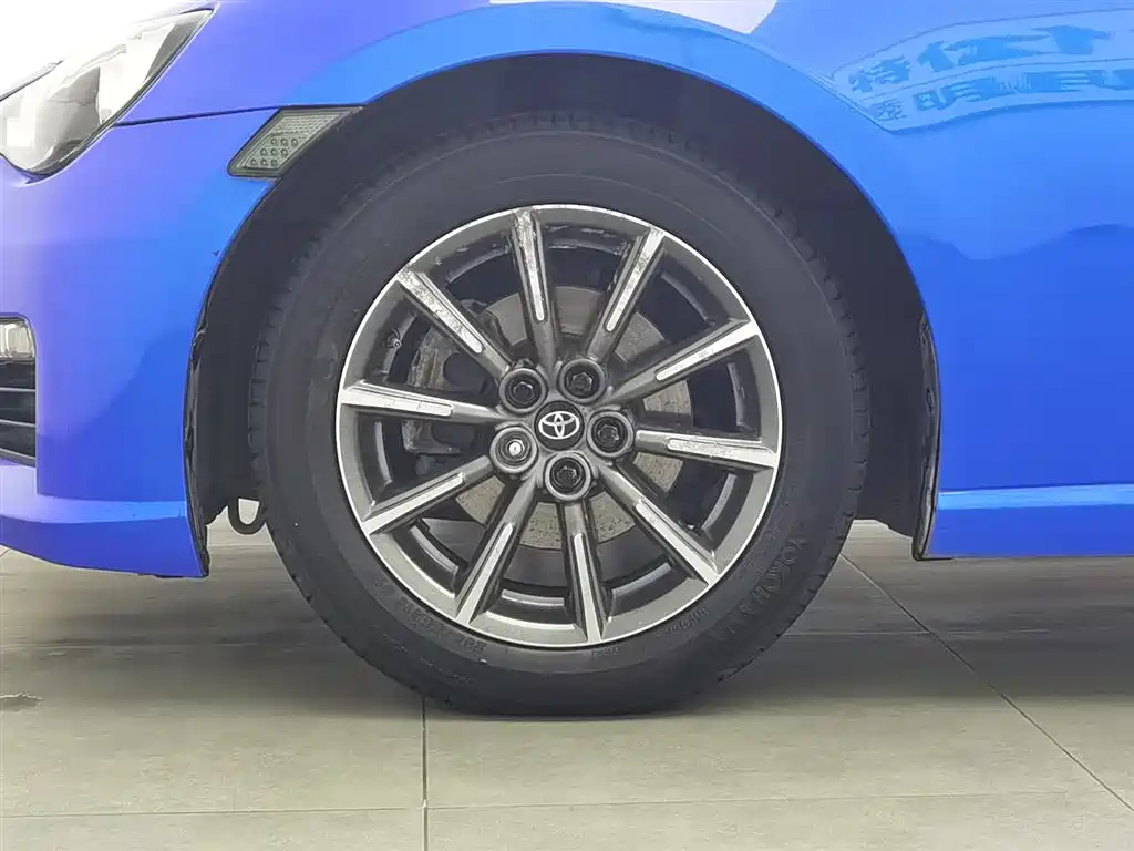 Subaru BRZ 2013 2.0i Automatic Luxury фото 17