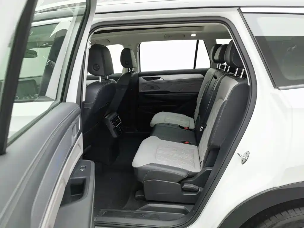 Photo 15 - Volkswagen Talagon