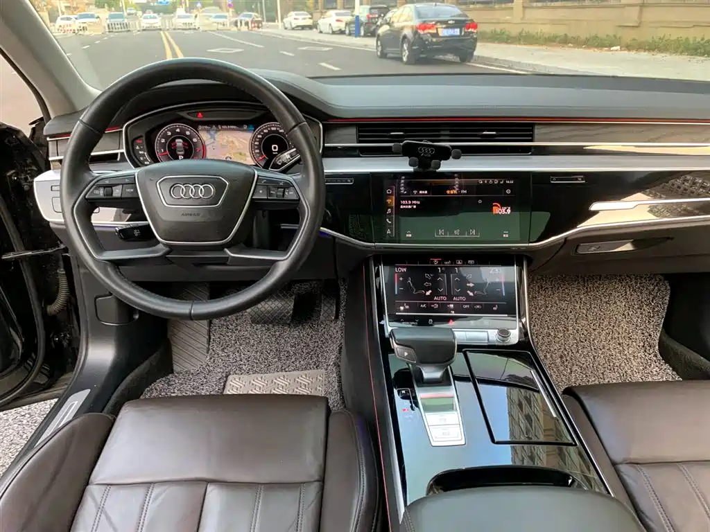 Audi A8 2019 Plus A8L 50 TFSI quattro Comfort фото 11