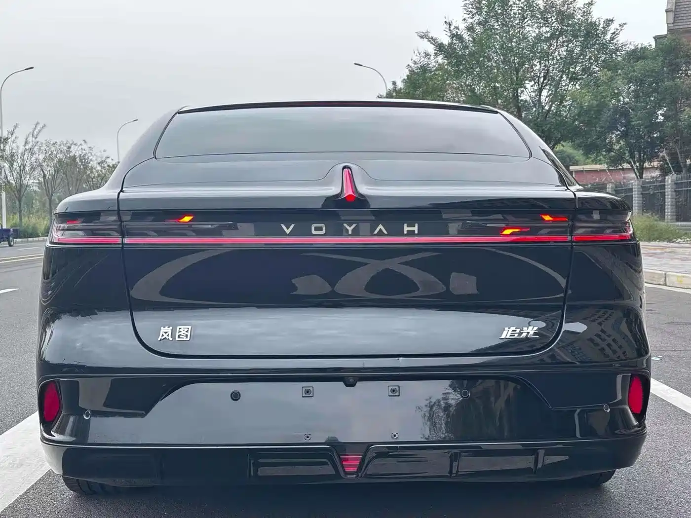 Voyah Auto VOYAH Zhuiguang 2024 2024 PHEV AWD Ultra Long Range Flagship