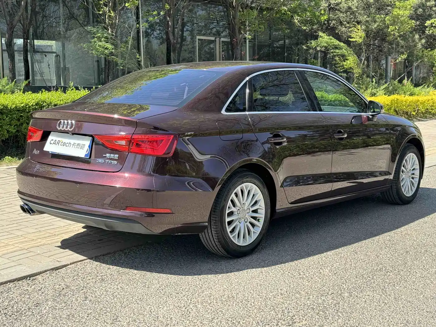 Audi A3 2016 Limousine 35 TFSI Leadership фото 6