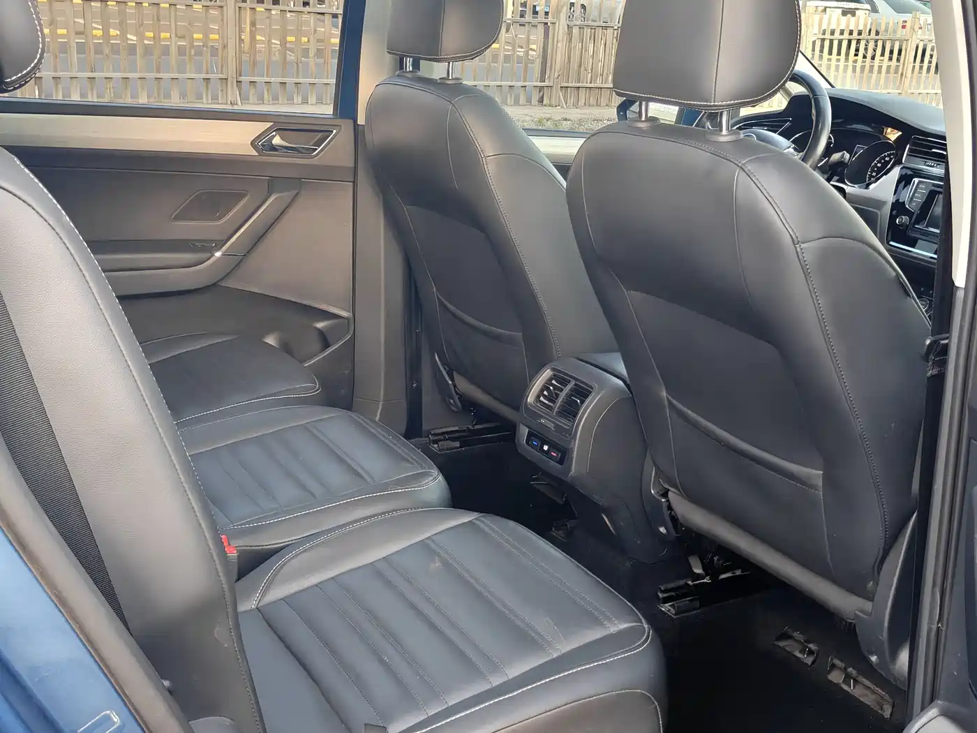 Volkswagen Touran 2016 Touran L 280TSI DSG Elegance фото 25