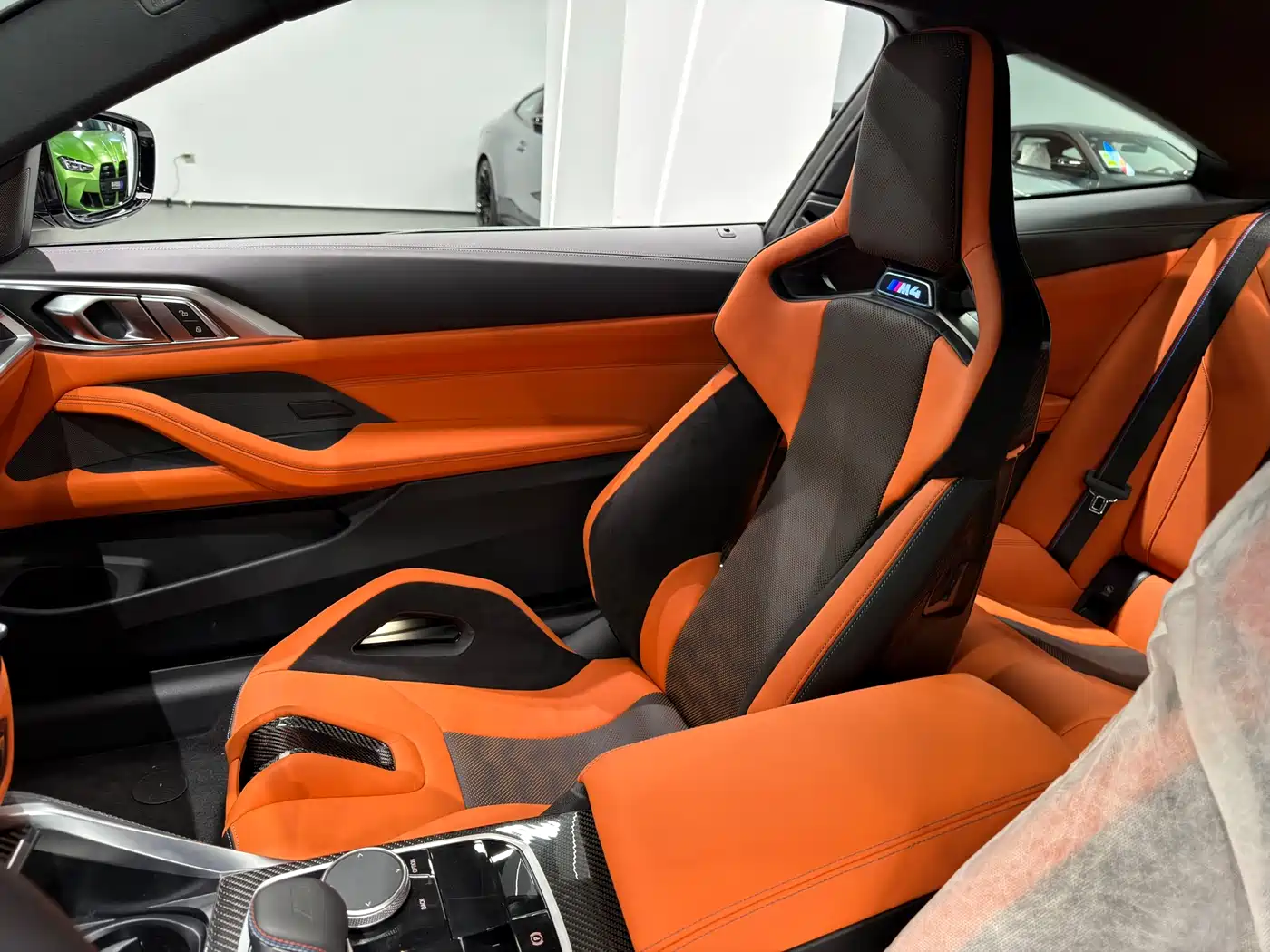 BMW M4 2024 BMW M4 Coupe M xDrive Competition фото 8