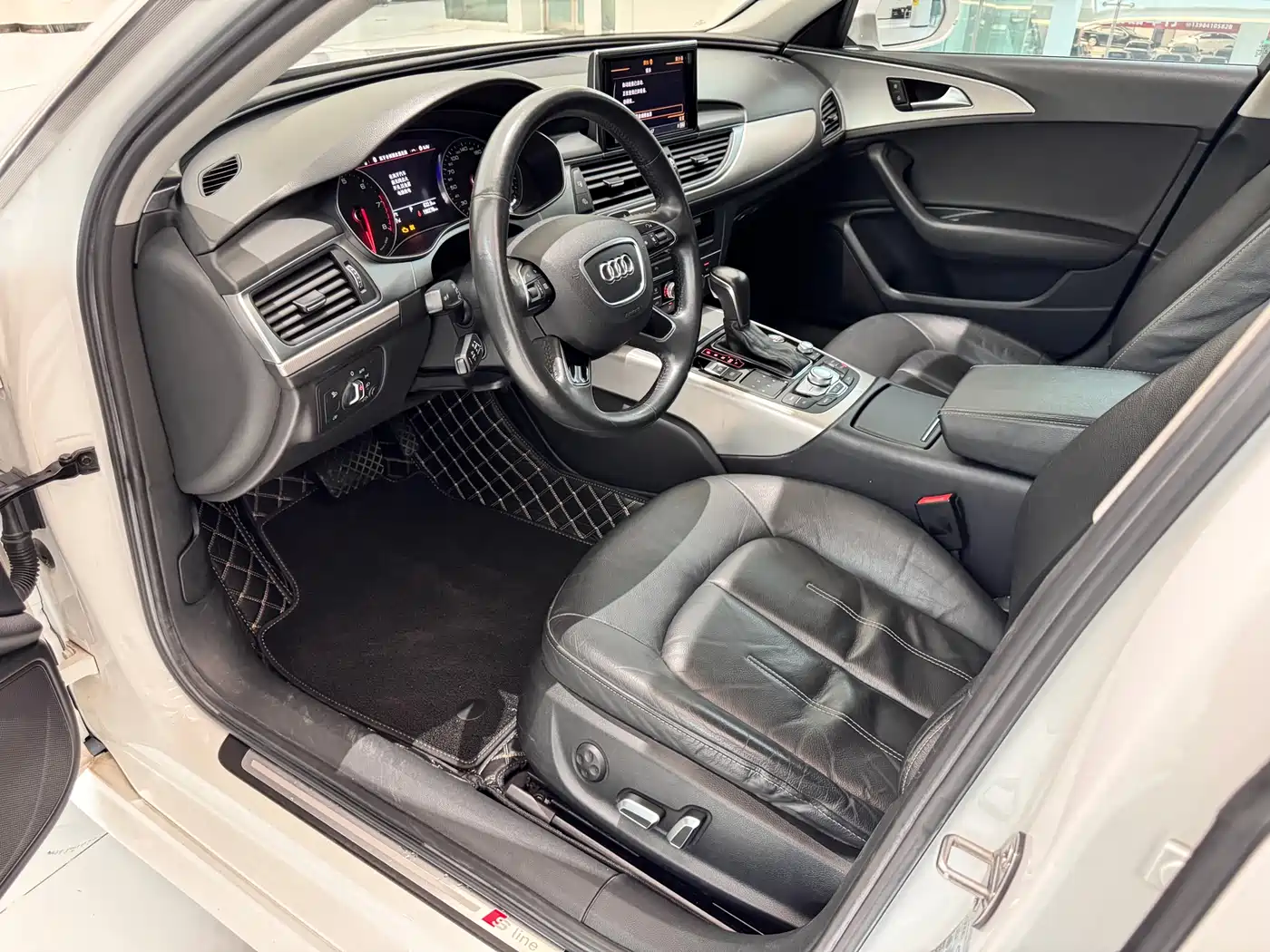 Audi A6L 2018 30th Anniversary 35 TFSI Fashion фото 4