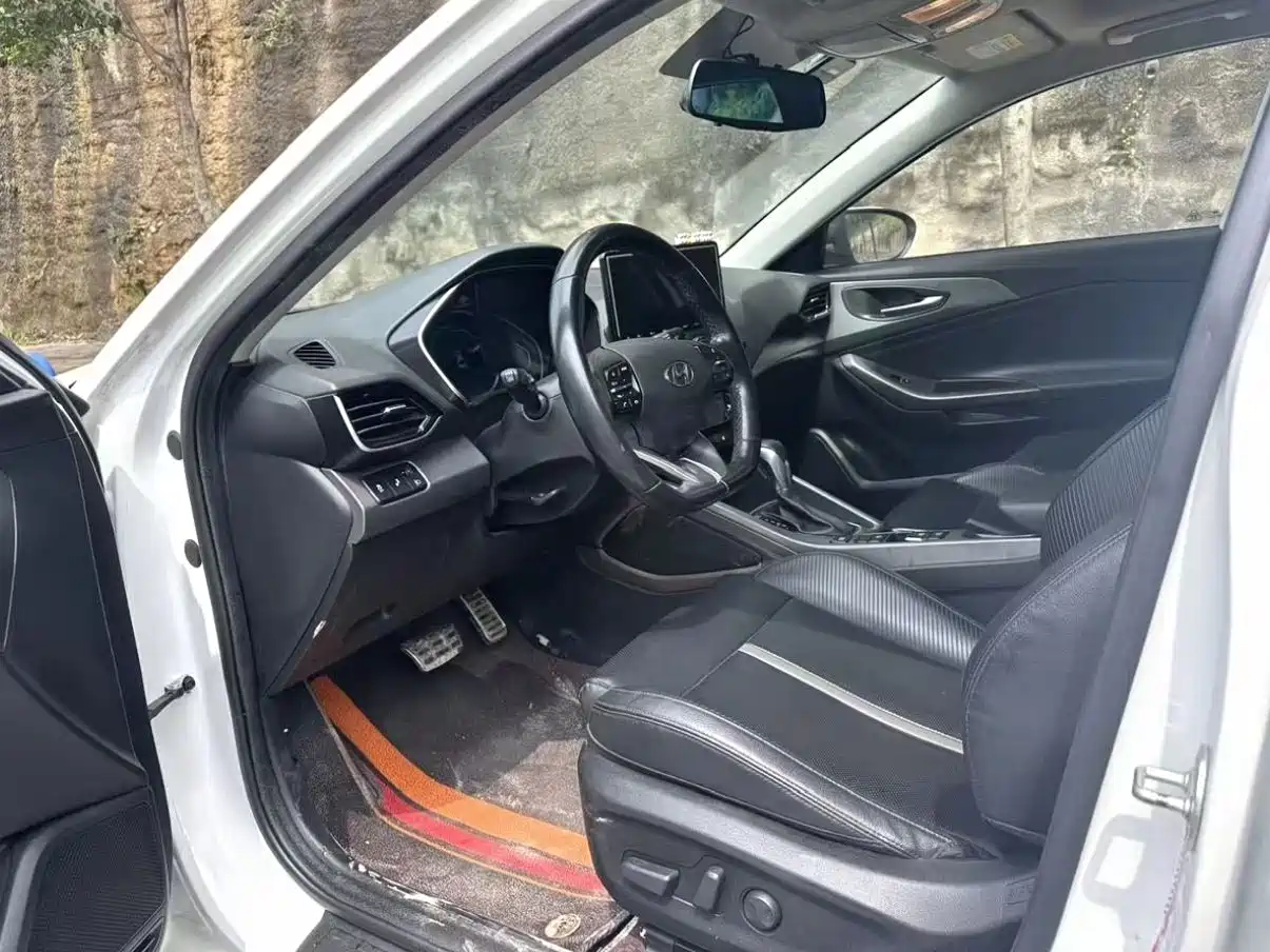 Hyundai Fista 2019 280TGDi Smart Speed Edition China VI фото 4