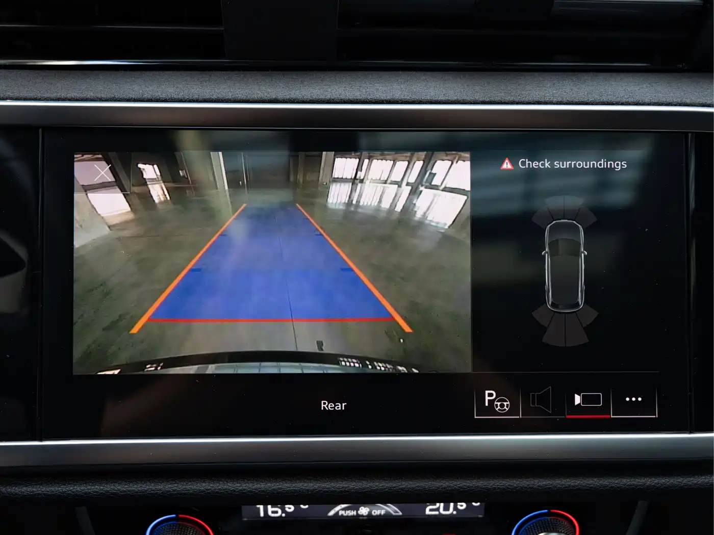 Audi Q3 2022 35 TFSI Fashion Dynamic фото 21