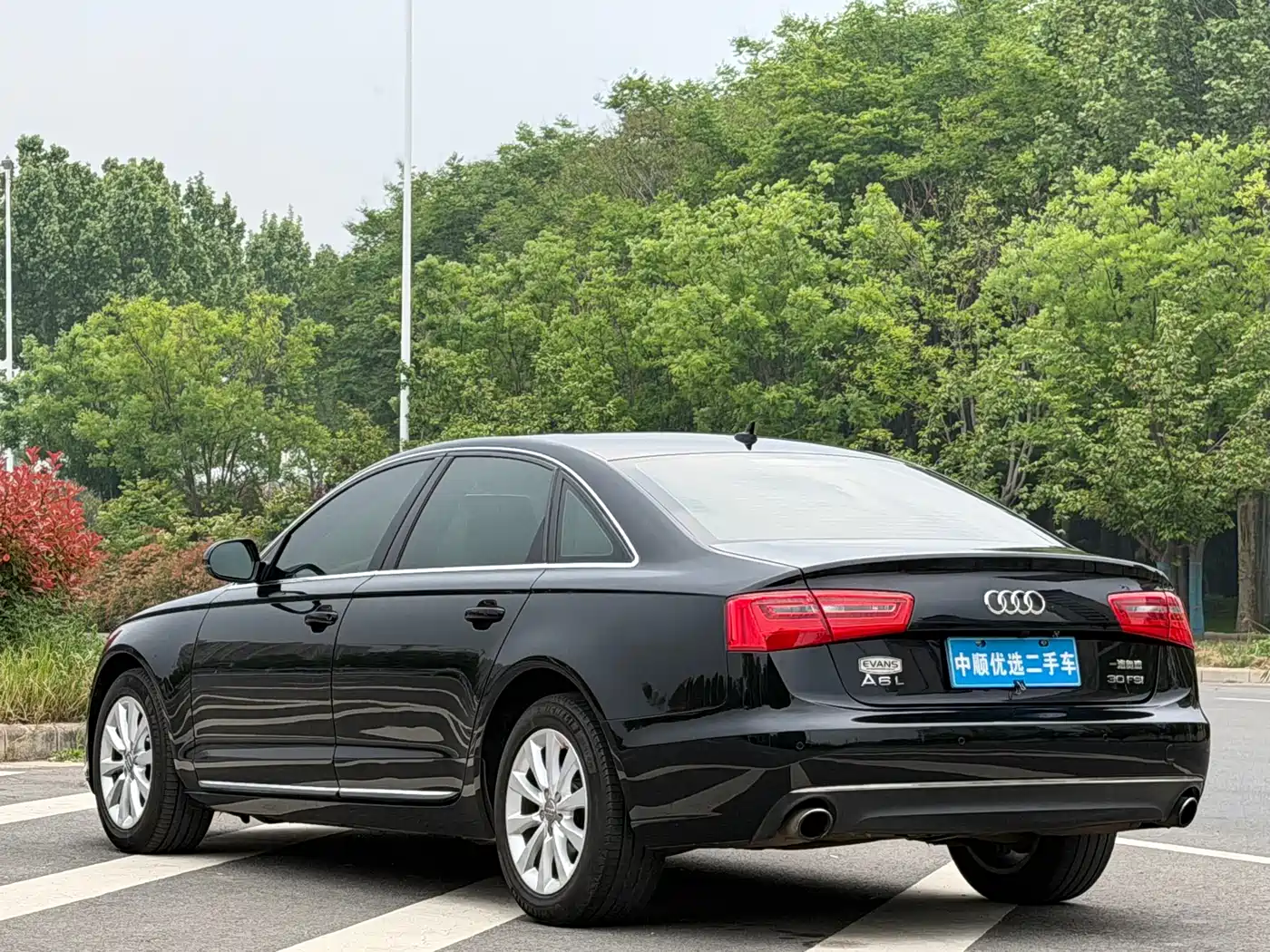 Audi A6L 2012 30 FSI Comfort фото 17