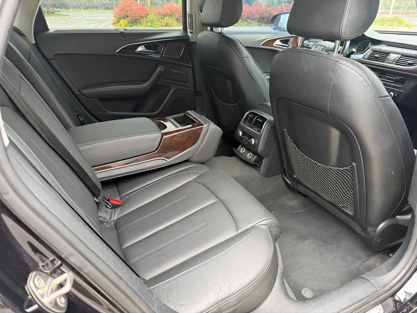 Audi A6L 2012 30 FSI Comfort фото 22
