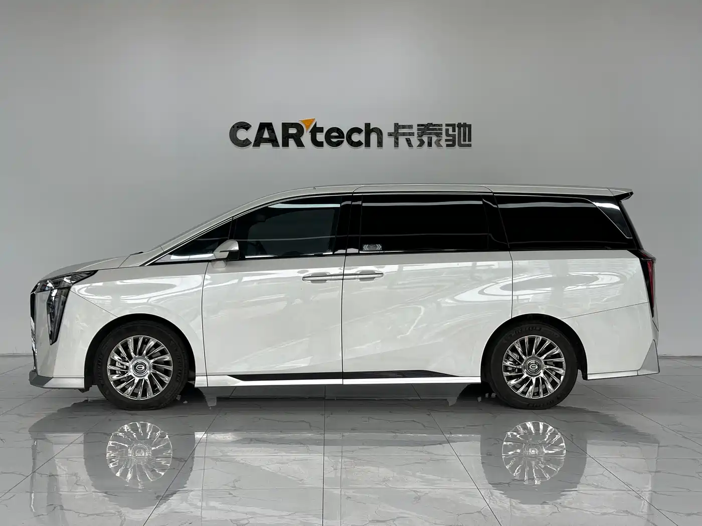 GAC TRUMPCHI M8