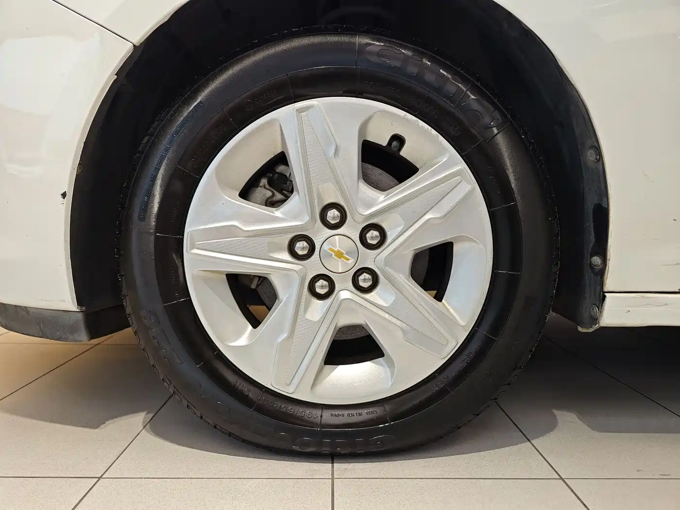 CHEVROLET KOVOZ