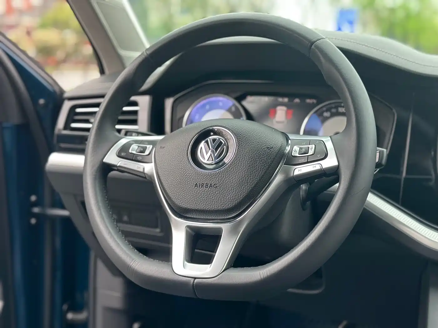 Volkswagen Touareg 2019 2.0TSI Pilot Edition China VI фото 10