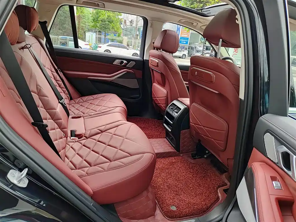 BMW X5 2023 xDrive 30Li Premium M Sport Package фото 11