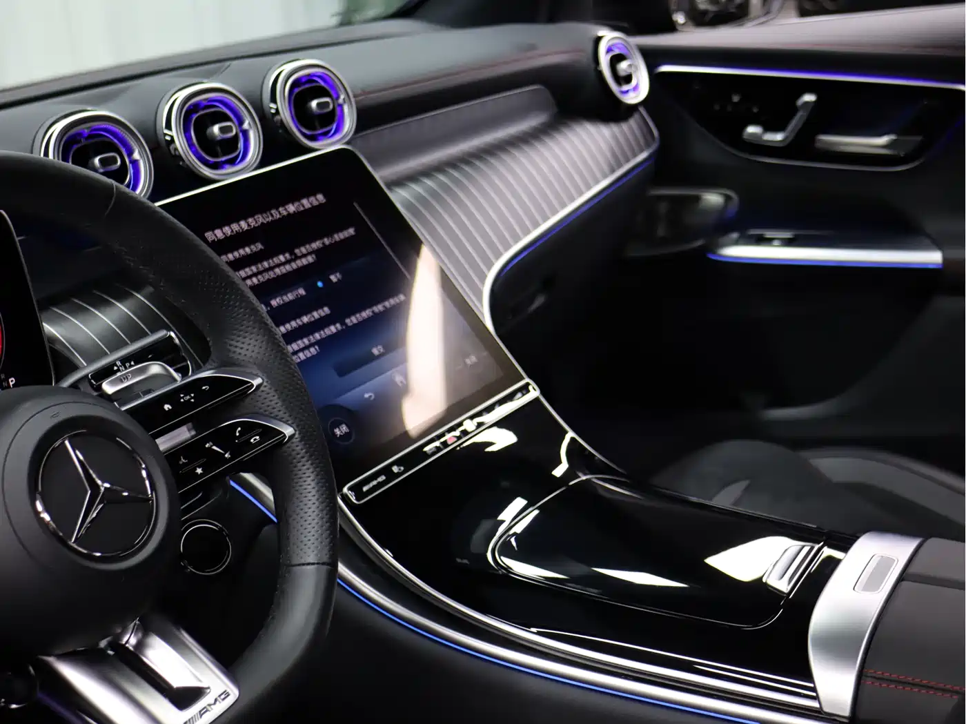 MERCEDES-BENZ GLC AMG