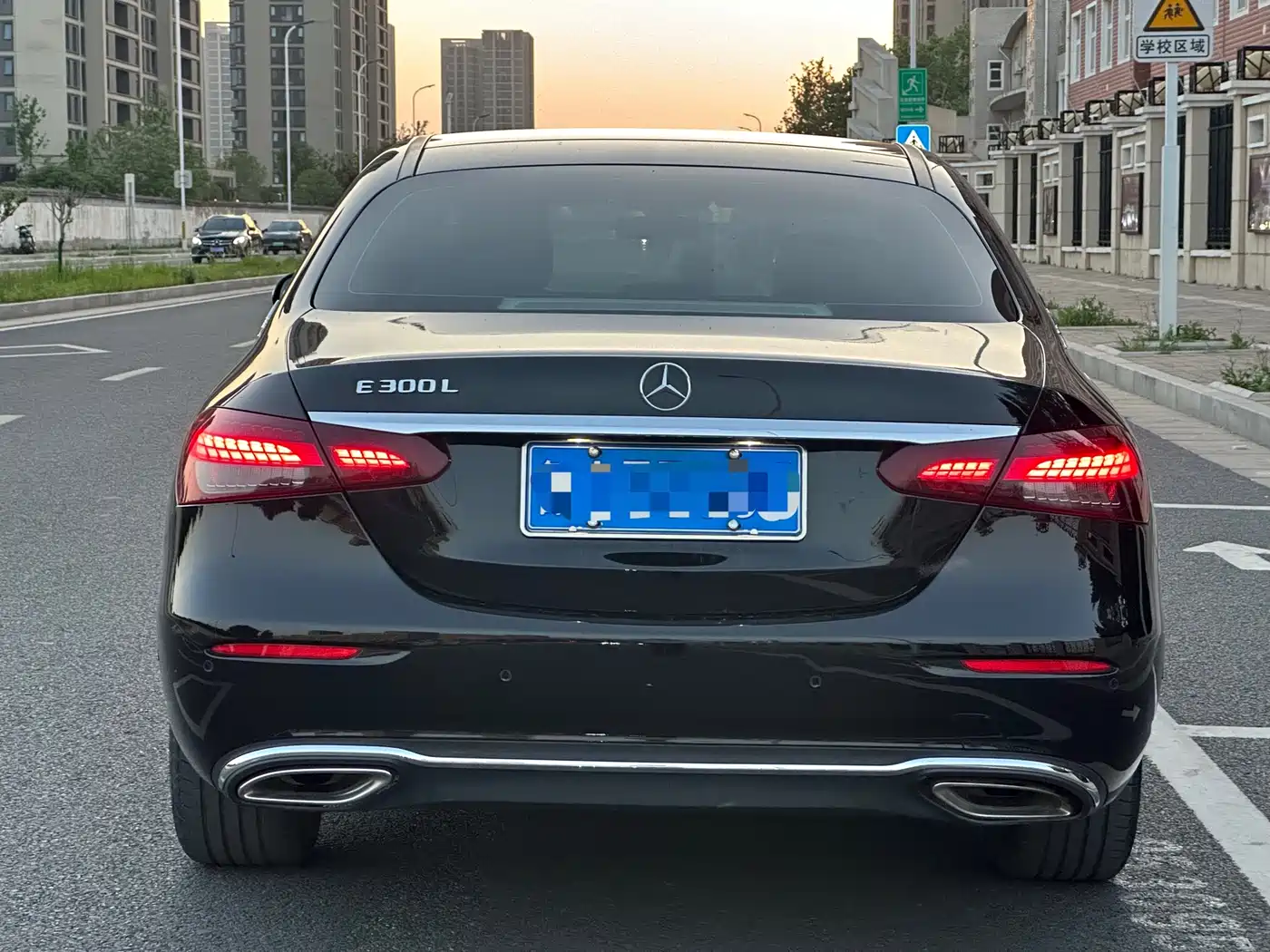 Mercedes-Benz E-Class 2023 E 260 L Sport фото 8