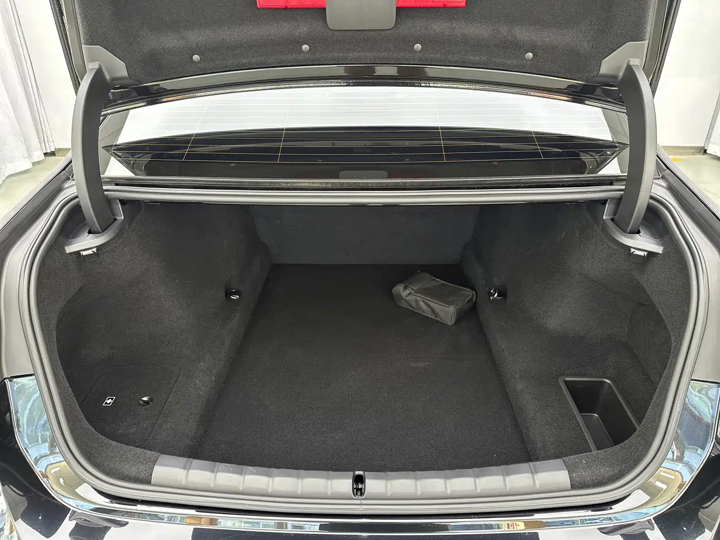 BMW 7 Series 2023 2023 Model 740Li Premium Luxury Package