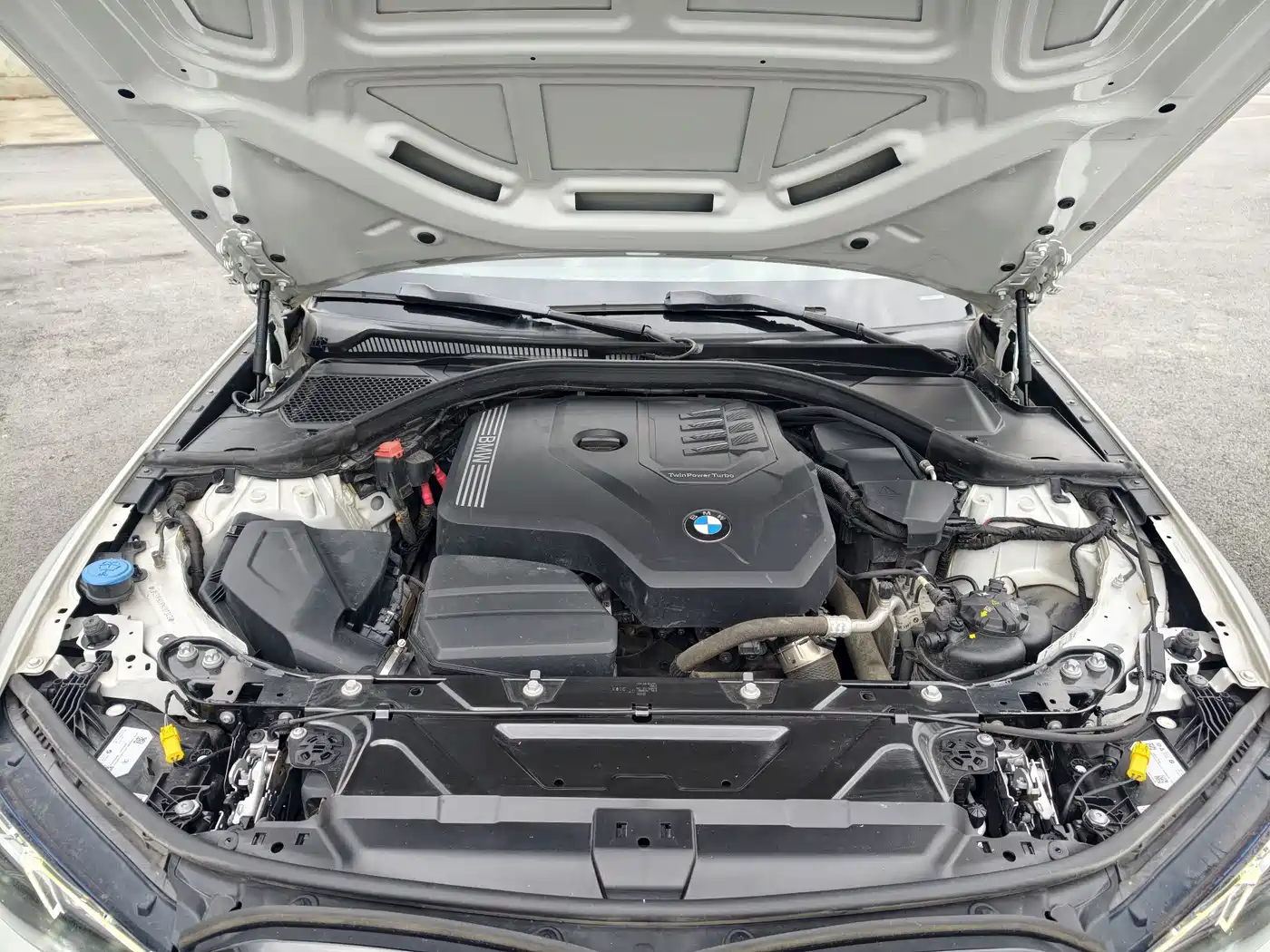 BMW 3 Series 2023 325Li M Sport Black Night Package фото 29