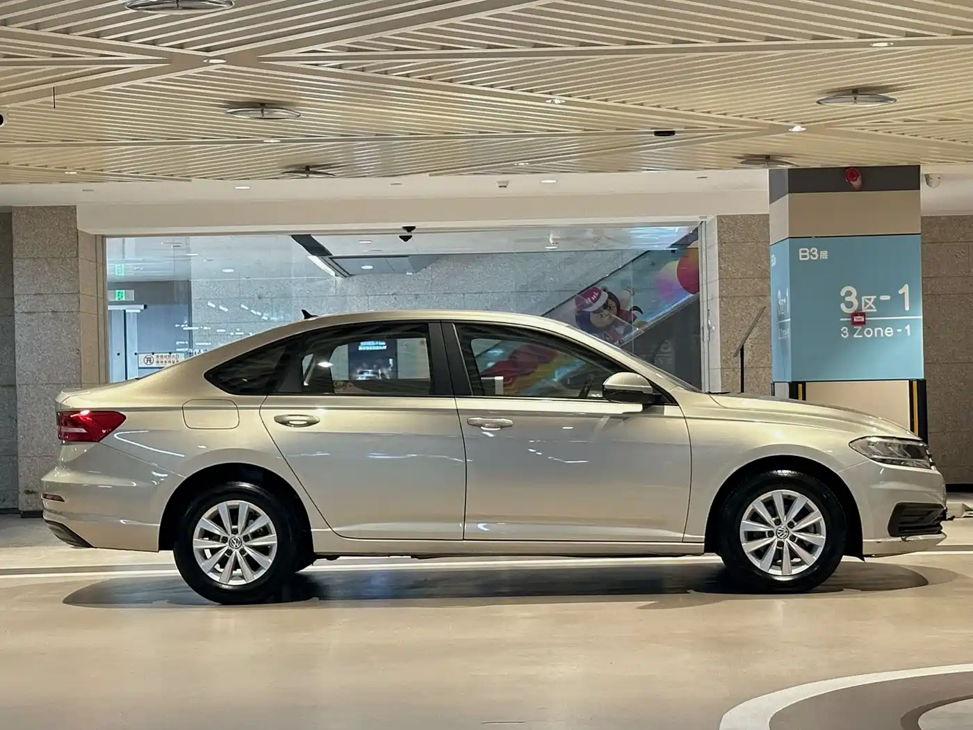 Фото 6 - Volkswagen Lavida