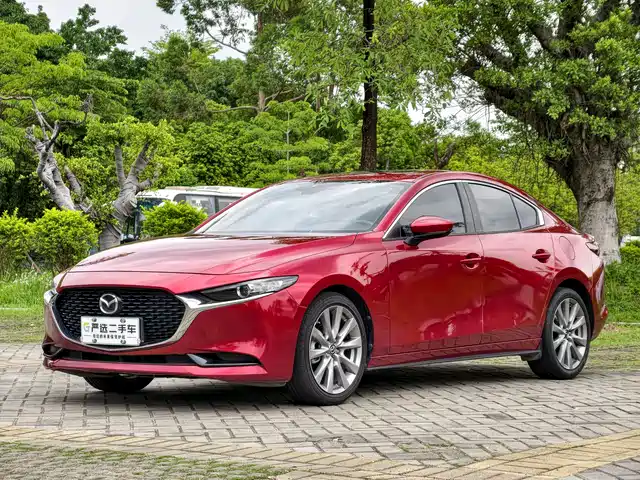 mazda 3-angkesaila