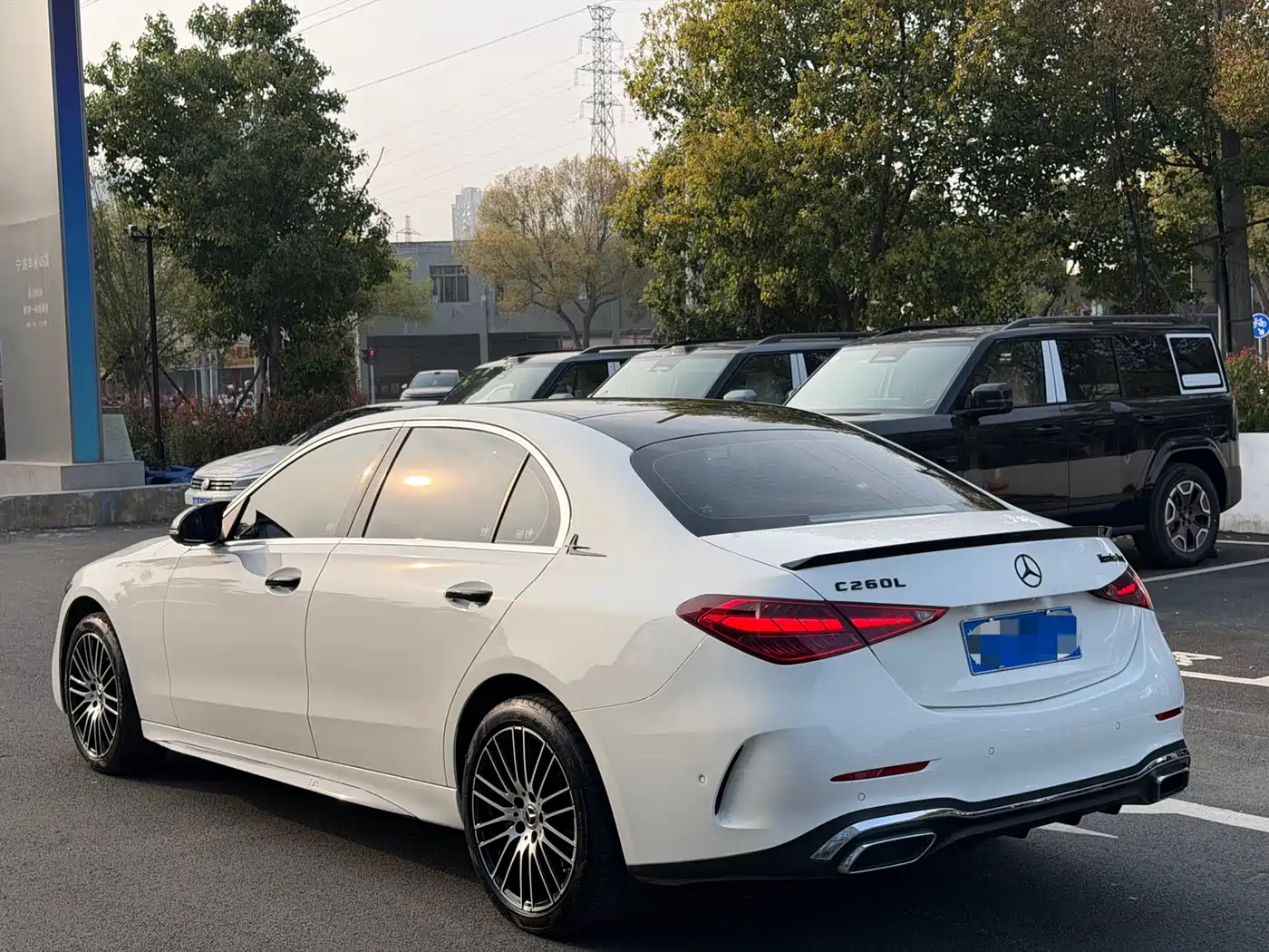 MERCEDES-BENZ C CLASS