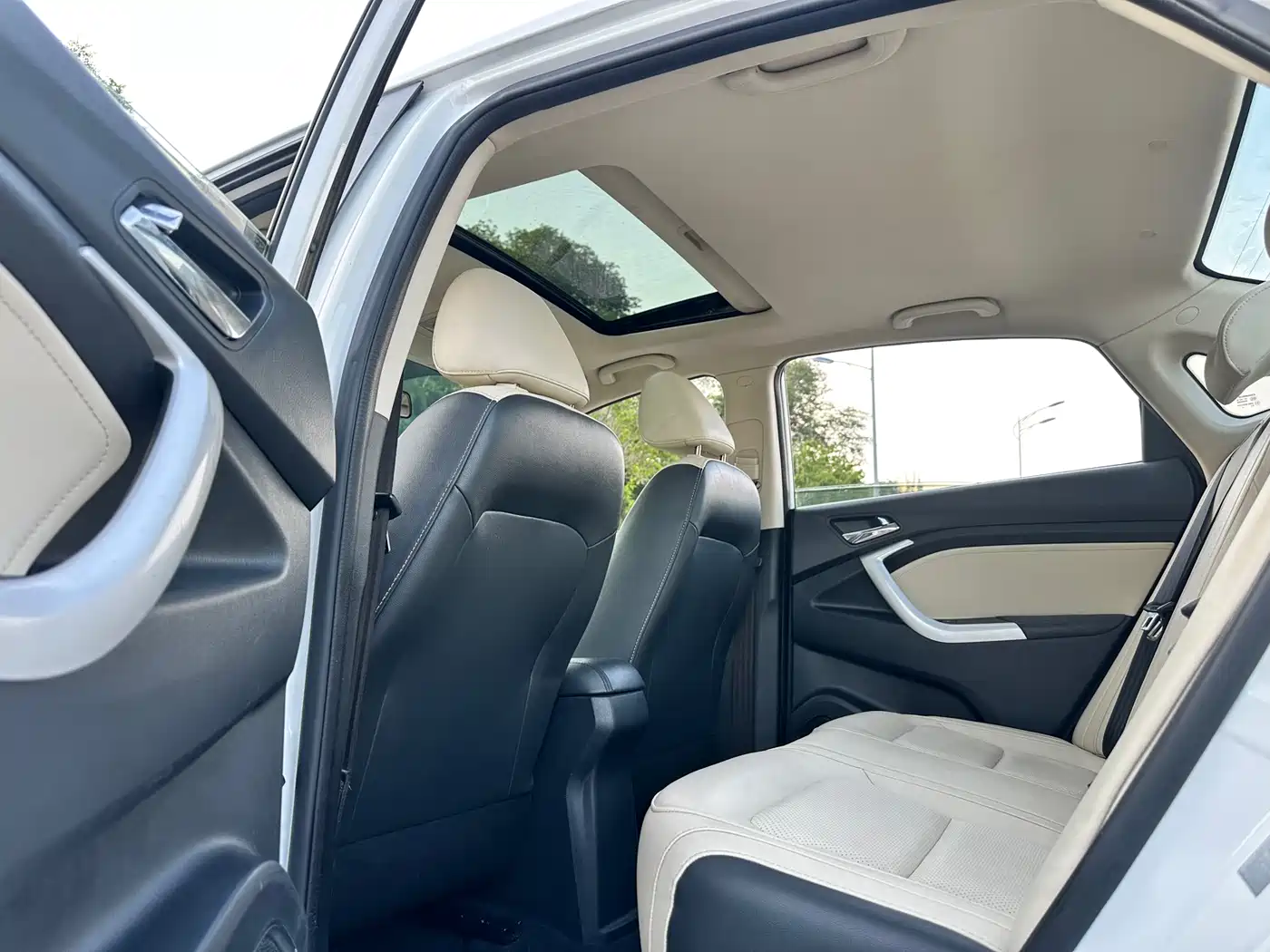 Changan Yuexiang V7 2015 2015 1.6L Manual LeXiang Type China IV