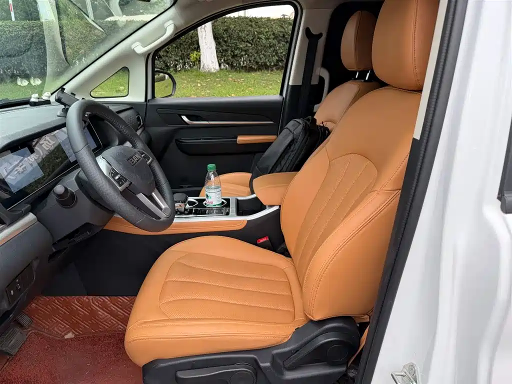 BAW (Beijing Automobile Works) Ruisheng Ace M7 2026 2025 Model Facelift 2.0L Automatic Long Wheelbase Luxury 7-Seater