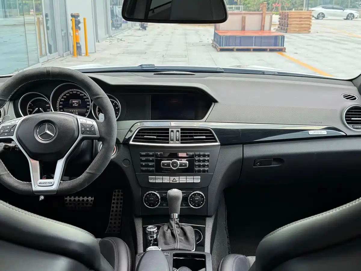 Mercedes-Benz C-Class AMG 2014 AMG C 63 Edition 507 фото 9