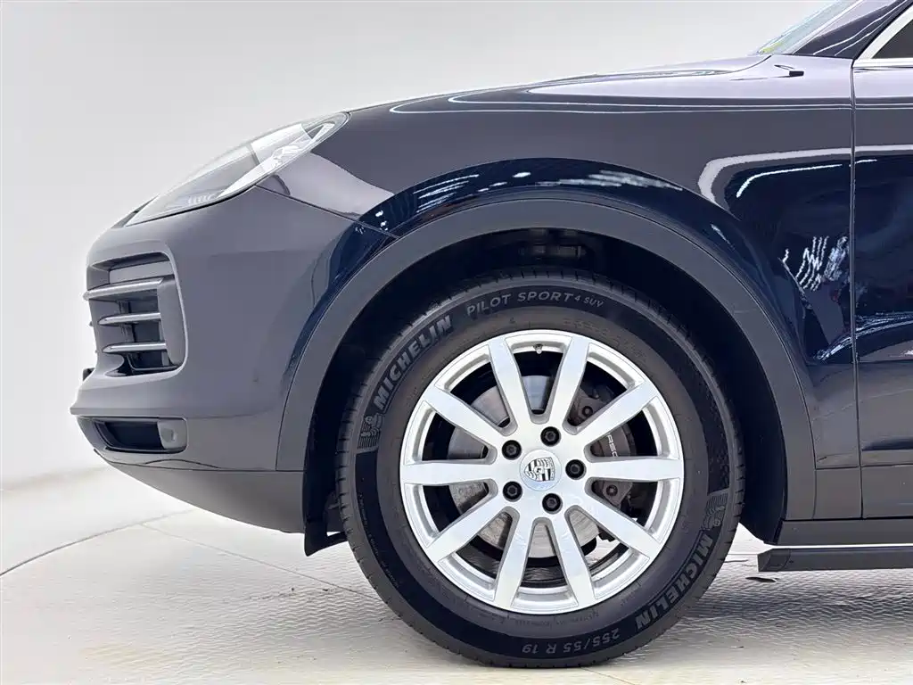 Porsche Cayenne 2019 Cayenne 3.0T фото 6
