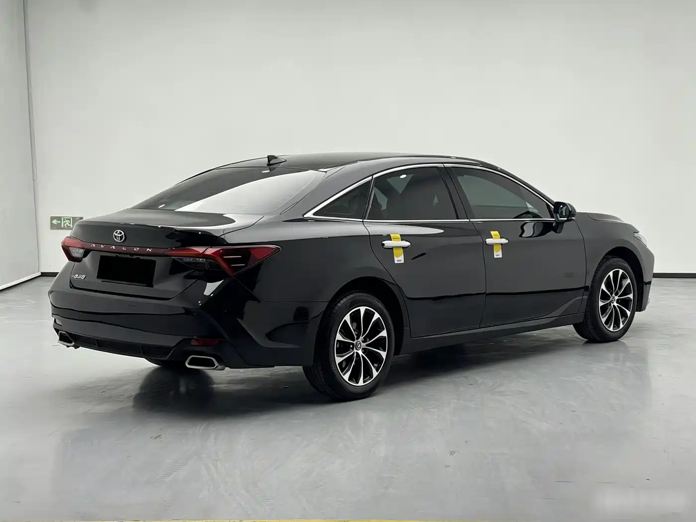 Toyota Avalon 2023 2.0L Premium Selection фото 4