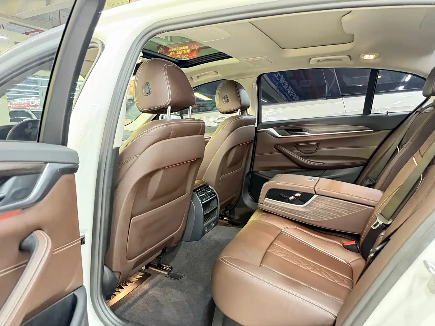 BMW 5 Series 2018 530Li Leading Luxury Package фото 6