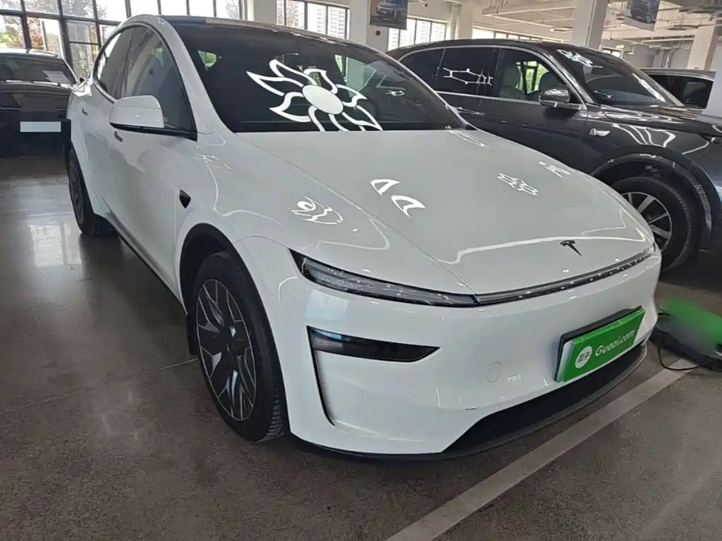 Tesla Model Y L 2025 2025 Facelift Long Range AWD