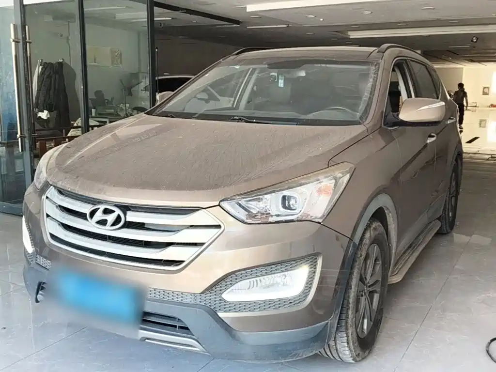 صورة 2 - Hyundai Santa Fe