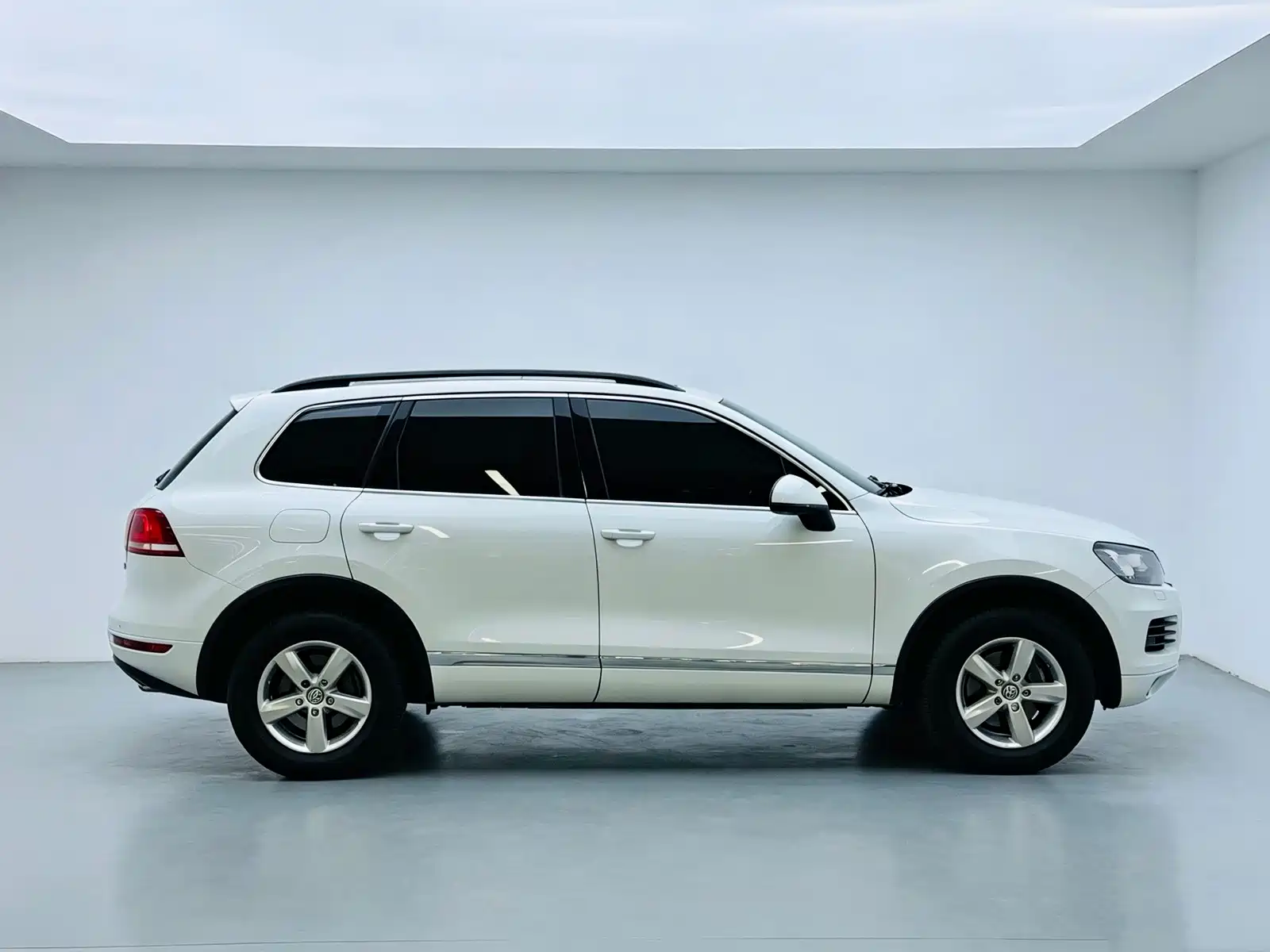 Фото 21 - Volkswagen Touareg