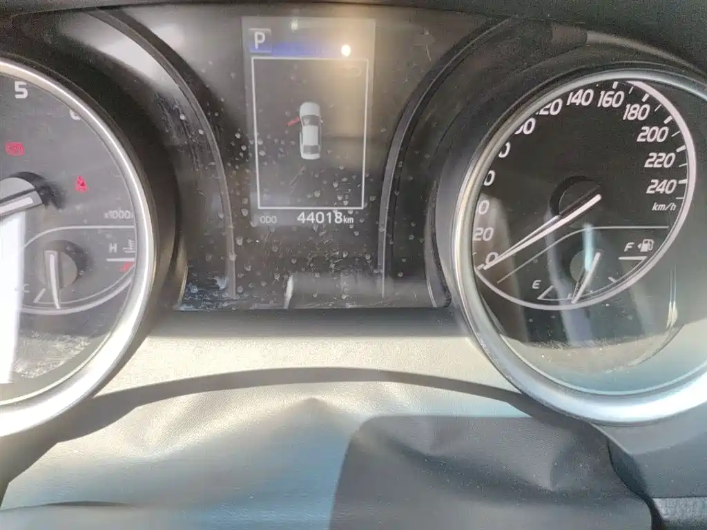 Toyota Camry 2022 2.0GVP Leading Edition фото 9