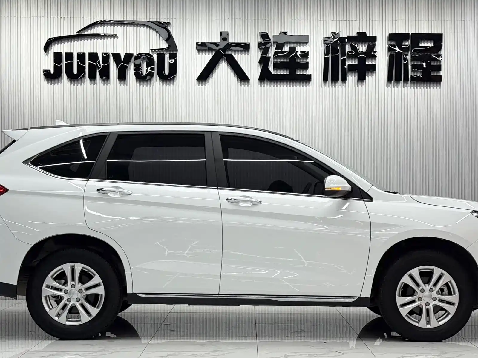 Фото 8 - Haval M6
