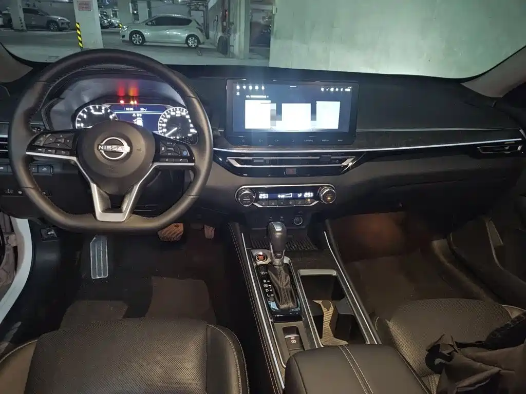 Nissan Teana 2026 2022 2.0L XL-Upr Premium Edition