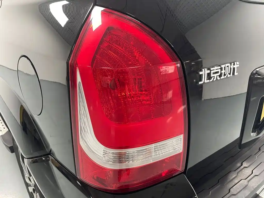 Hyundai Tucson 2015 2013 2.0L Manual 2WD Fashion