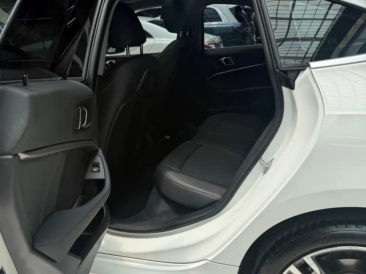 Фото 5 - BMW 2 Series (Import)