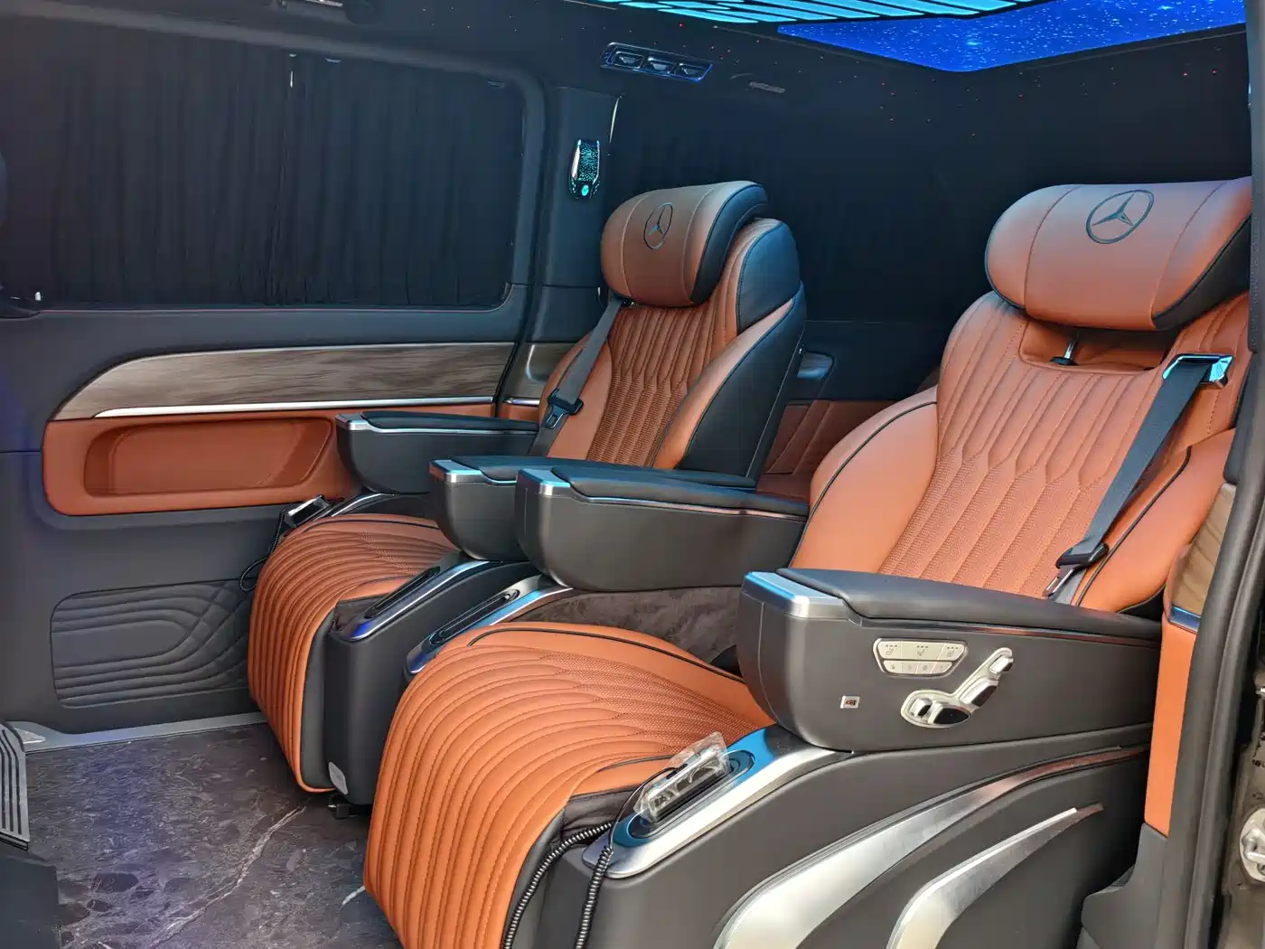 Mercedes-Benz V-Class 2018 V 260 Navigator Edition China VI фото 9
