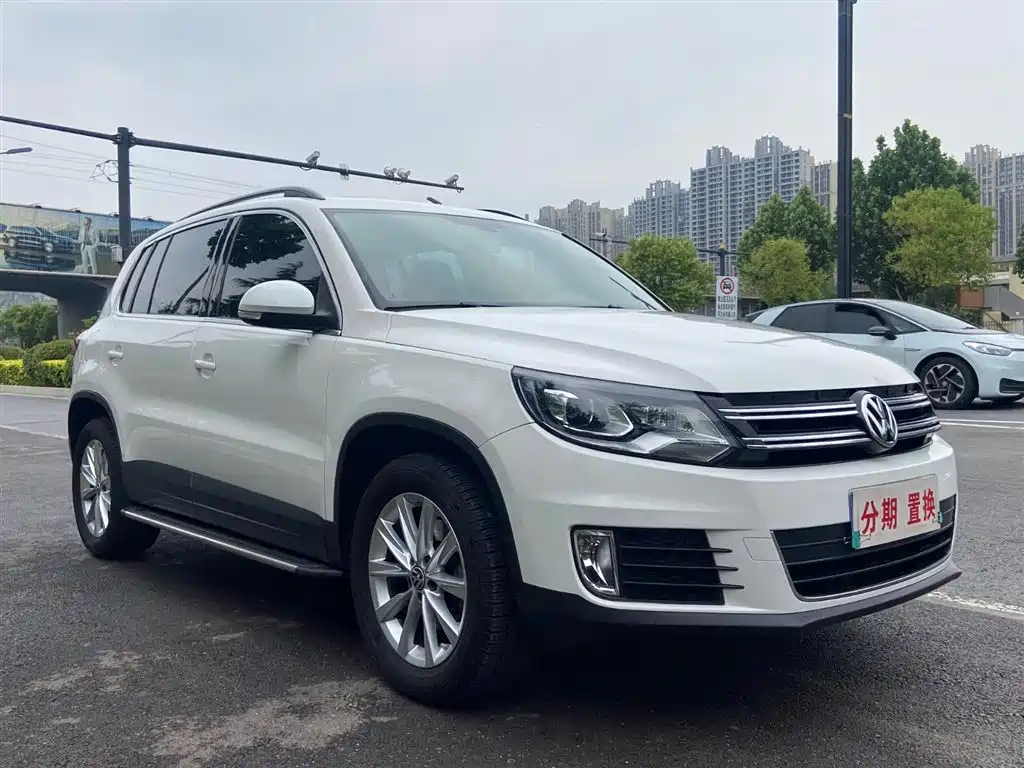 Volkswagen Tiguan 2015 1.8TSI Automatic 2WD Comfortline фото 3