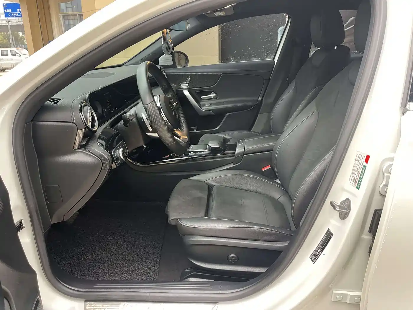 Mercedes-Benz A-Class 2020 Facelift A 200 L Sport Sedan Fashion фото 10