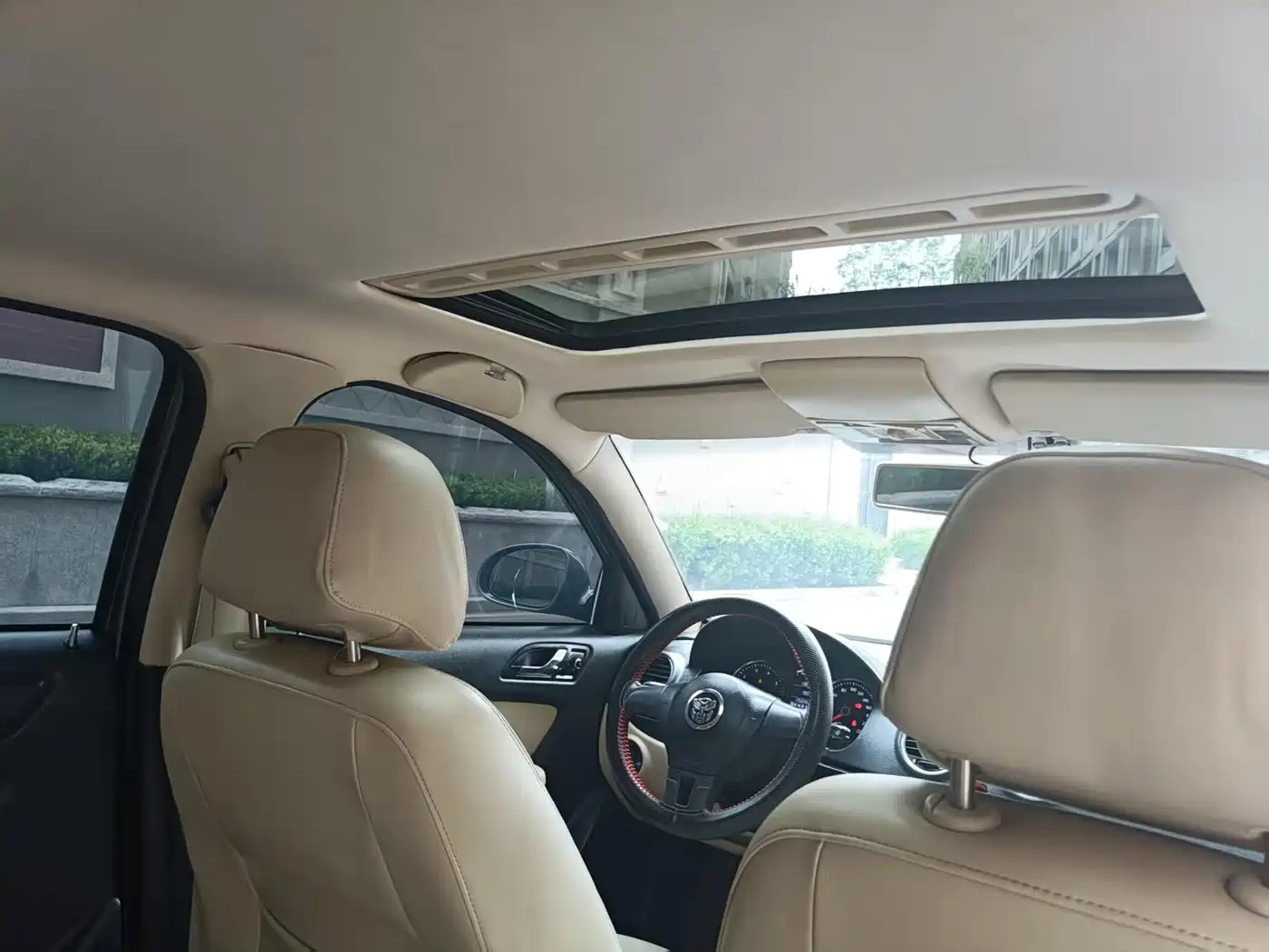 Volkswagen Lavida 2011 1.6L Automatic Pinxuan Edition фото 11