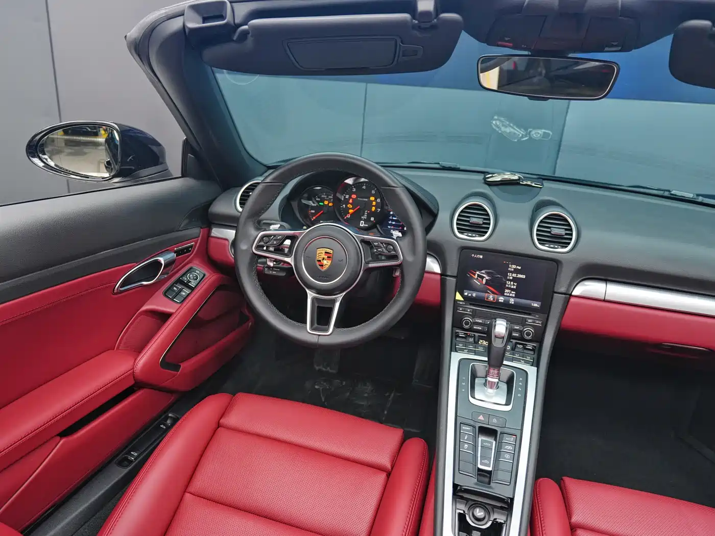 Porsche 718 2018 Boxster 2.0T фото 9