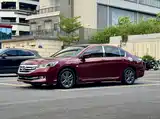 Фото 1 - Honda Accord