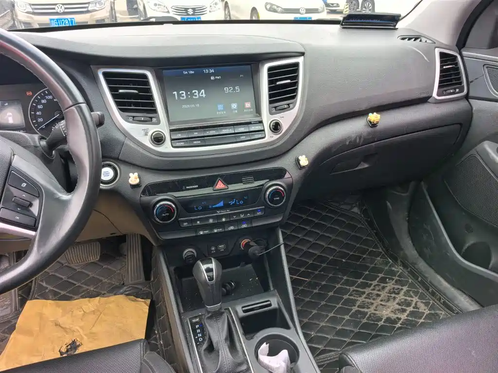 Hyundai Tucson 2018 1.6T DCT 2WD 15th Anniversary Special Edition фото 13