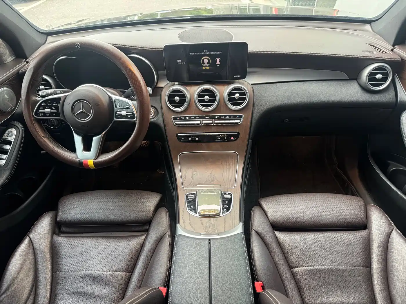 Mercedes-Benz GLC 2020 Facelift GLC 260 L 4MATIC Luxury фото 8
